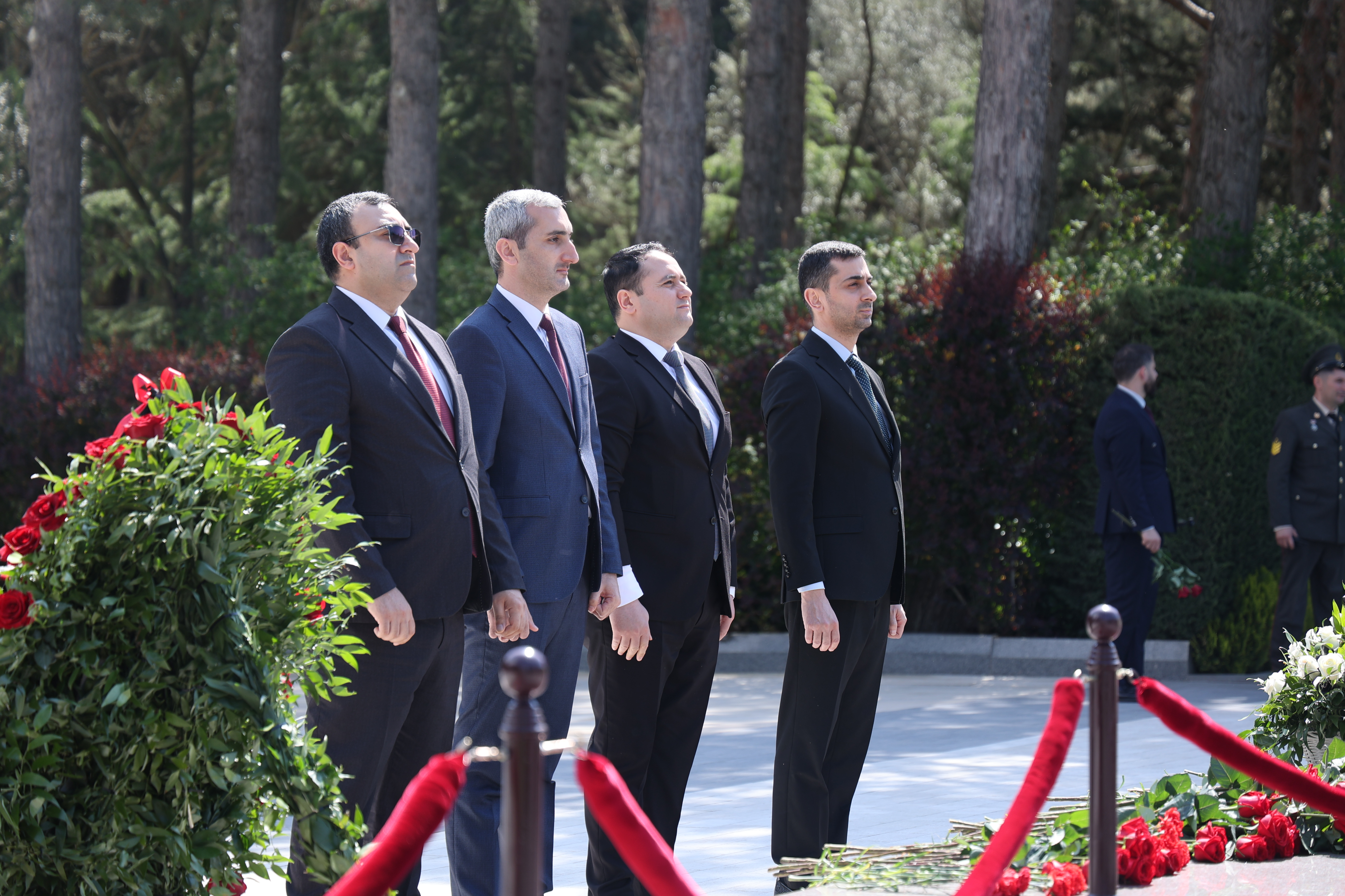 10 May – Ümummilli lider Heydər Əliyevin anadan olmasından 103 il ötür